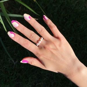 BEADED FLORAL RING - White